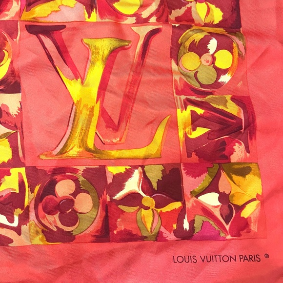 Vintage Louis Vuitton watercolor silk scarf - Picture 2 of 5